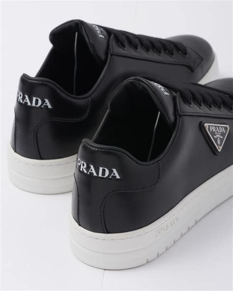 scarpe prada guida taglie|Sneakers Downtown in pelle in Nero .